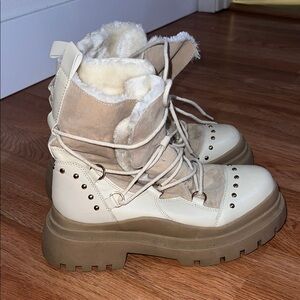 Women's Beige and Cream Winter Boots